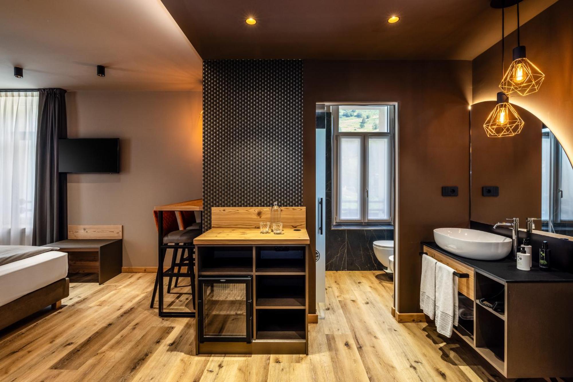 Hotel Pejo ペーイオ・フォンティ 部屋 写真