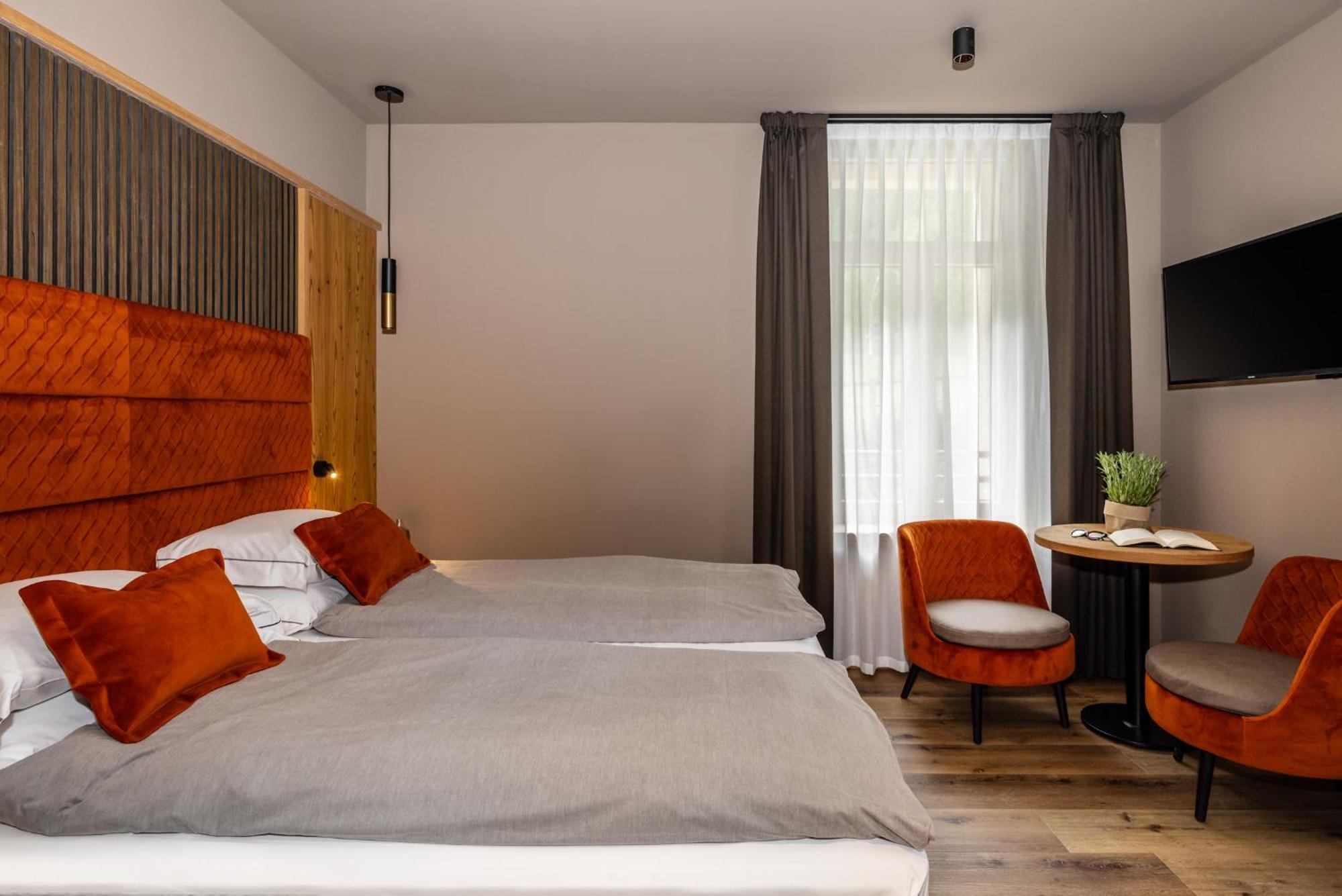 Hotel Pejo ペーイオ・フォンティ 部屋 写真