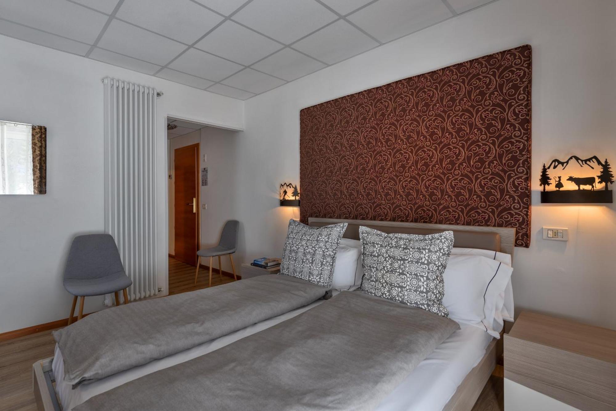 Hotel Pejo ペーイオ・フォンティ エクステリア 写真
